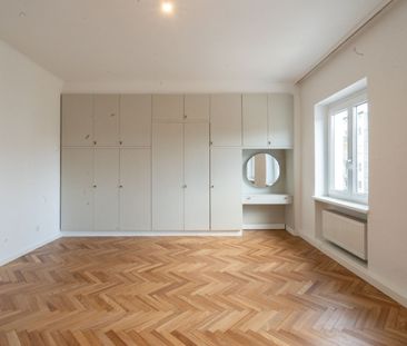 Lichtdurchflutete 5-Zimmer-Wohnung mit Terrasse und Garten in Linz ... - Foto 6