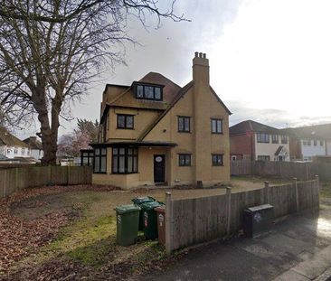 Green Lane, Shepperton TW17, London - Photo 3
