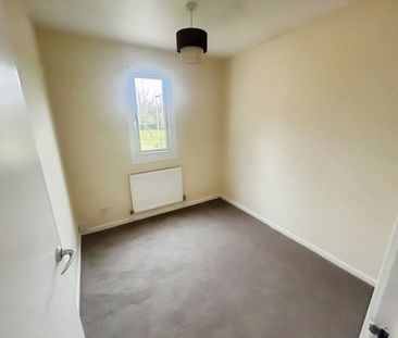 3 bedroom unspecified - Photo 2