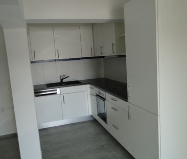 Per sofort zu vermieten! Moderne 4.5 Zi-Wohnung in Grenchen - Photo 2