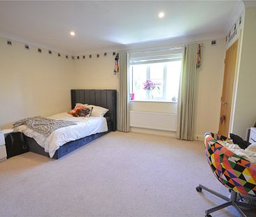 Barnby Close, Ashtead, Surrey, KT21 2GZ - Photo 1