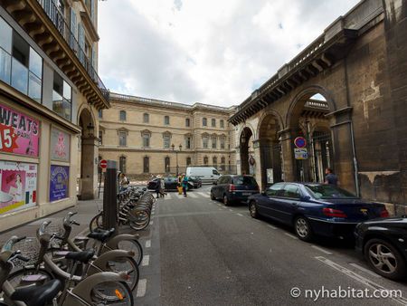 Logement à Paris, Location meublée - Photo 3