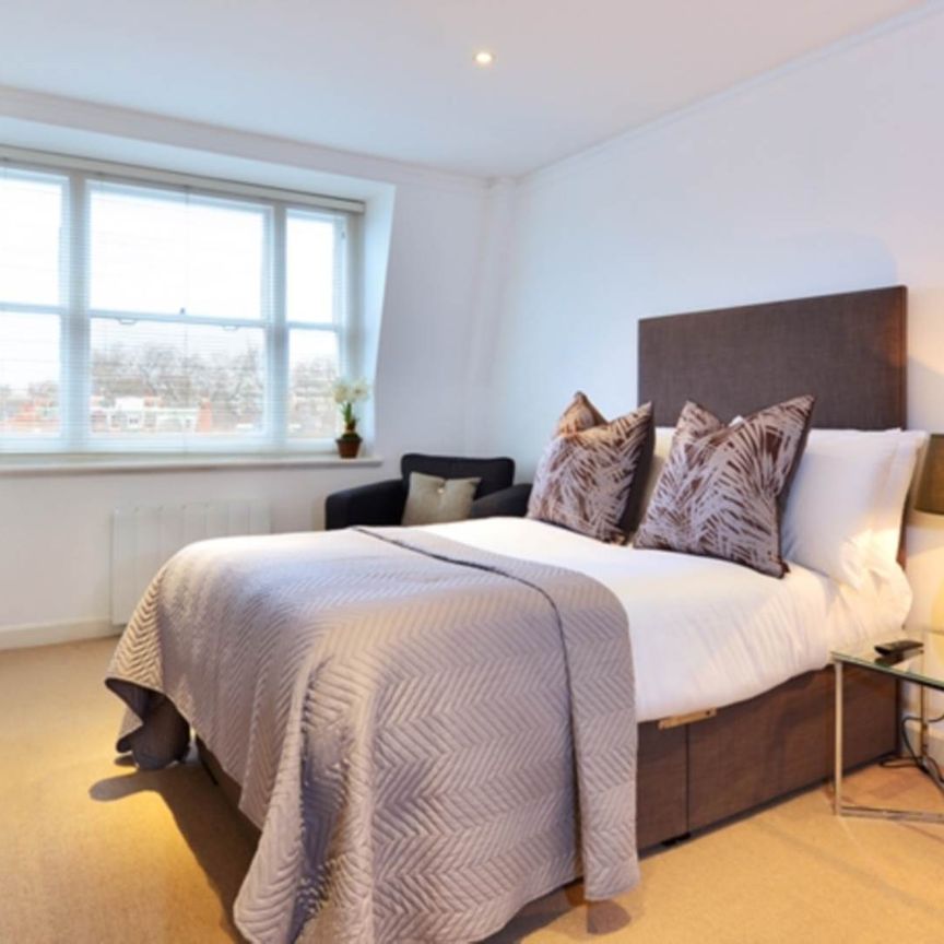 Price £650 pw - Available Now - Furnished / Unfurnished - Photo 1