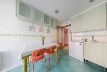 Calle de los Juglares, Madrid, Community of Madrid 28032