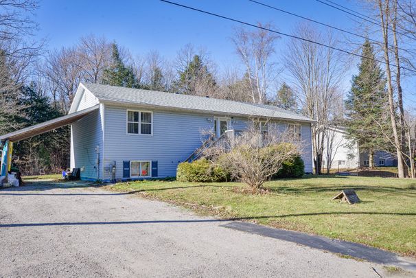 For Lease - 3378 Goldstein Road Unit# Upper, Severn, Ontario - Photo 1