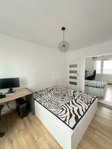 Do zamieszkania od zaraz, garaż, przyjemny balkon - Zdjęcie 2