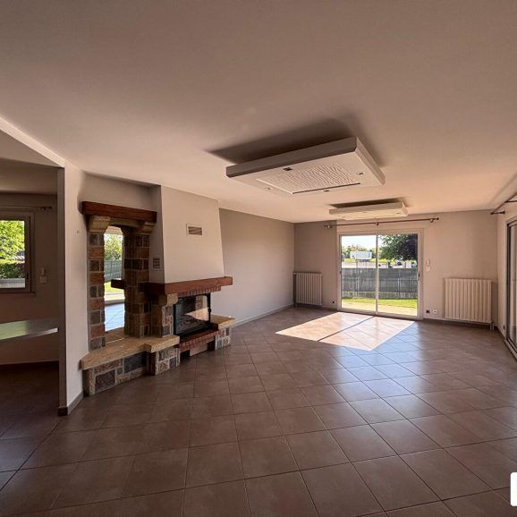 Maison 6 pièces – 107 m² environ à Saint-Jean-sur-Vilaine (ref : 5204) - Photo 1