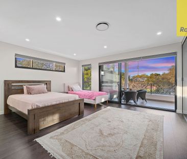 Luxury Family Living in Revesby Heights - $1,400 Per Week - Photo 4
