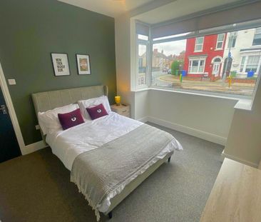 1 bedroom in a house share to rent - Photo 3