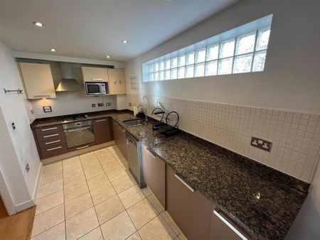 1 bedroom flat to rent - Photo 5