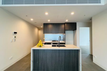 **Two Weeks Free Rent** Modern 2-Bedroom brand-new Apartment with Premium Amenities in Sydney Olympic Park - Photo 2