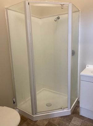 Double bedroom with an ensuite - SHARED RESIDENTAL BOARDING HOUSE IN POPULAR HATAITAI - Photo 1