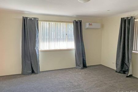 Great family home - Photo 2