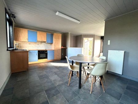 LANDELIJK GELEGEN WONING MET 3 SLPKS | TUIN EN GARAGE - Foto 2