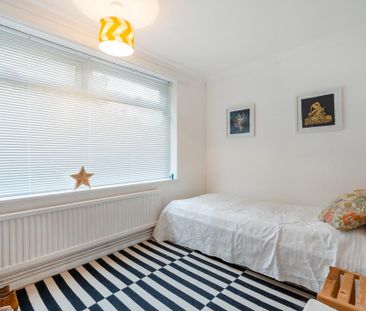 3 bedroom bungalow to rent - Photo 2