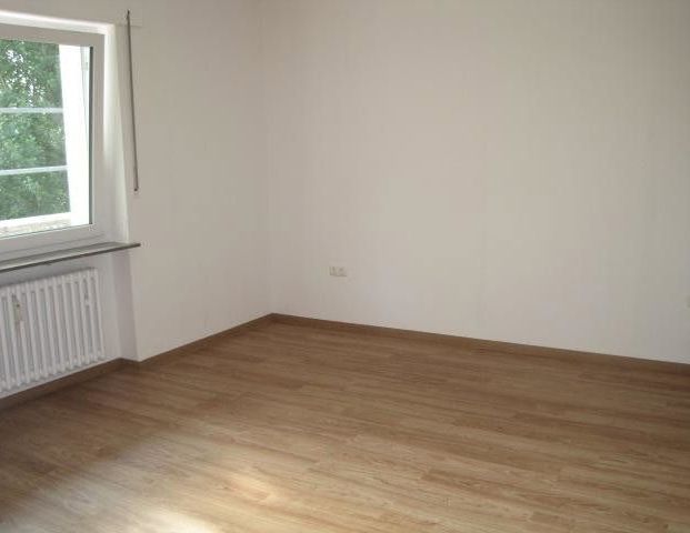 Schöne Wohnung sucht Mieter: interessante 3-Zimmer-Wohnung - Foto 1