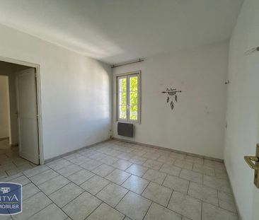 Location Appartement 4 pièces 70m² CARPENTRAS 84200 - Photo 3