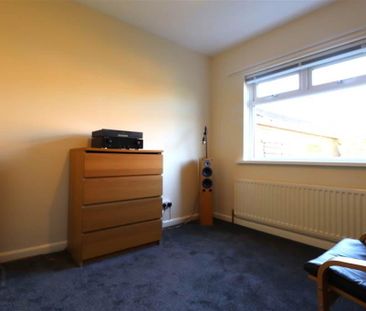 26 Monaville Drive, Lisburn, BT28 2DR - Photo 4