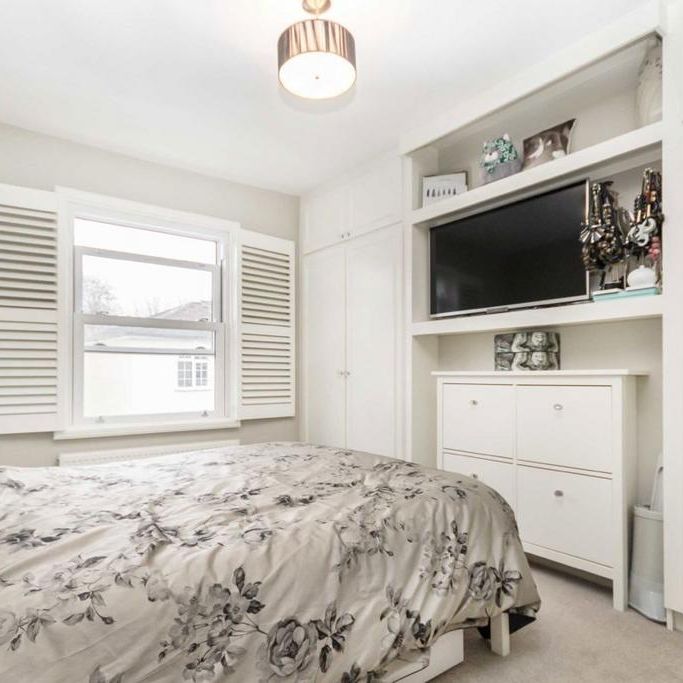 2 bedroom terraced house to rent - Photo 1