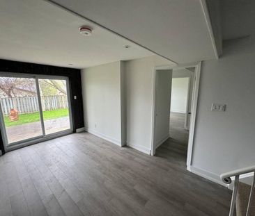 For Lease - 163 Hilltop Drive Unit# Lower, East Gwillimbury, Ontario - Photo 1