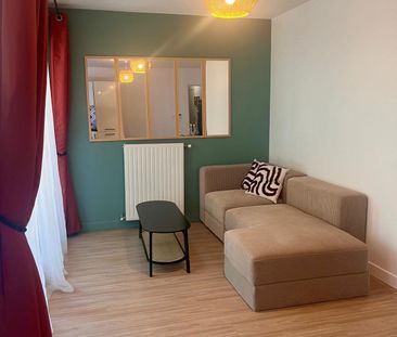 Location Appartement 3 pièces 63m² NANTERRE 92000 - Photo 3
