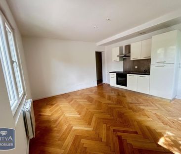 Location Appartement 2 pièces 33m² ST MARTIN D HERES 38400 - Photo 2