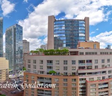 15 GRENVILLE ST. - KARMA CONDOS - HIGH FLOOR BACHELOR / STUDIO (VIDEO) - Photo 1