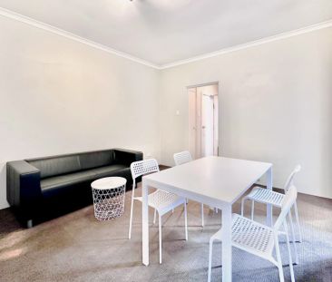 Single room-020S1/ST - Photo 1