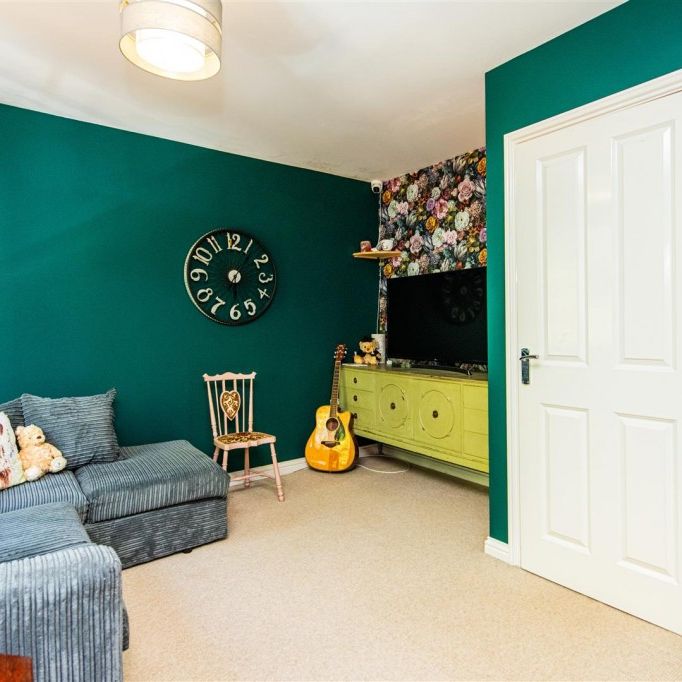 3 bed House - Townhouse To Let - Photo 1