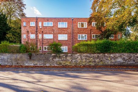 2 bedroom flat to rent - Photo 3