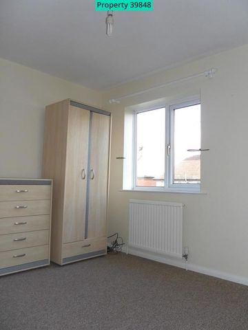 2 bedroom townhouse to rent - Photo 2