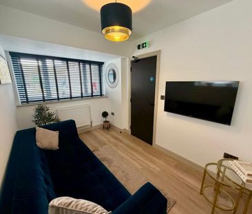 1 bedroom in a house share to rent - Photo 1