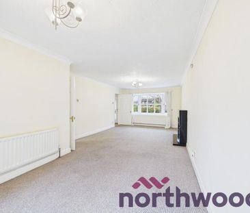 4 bedroom detached house to rent - Photo 2