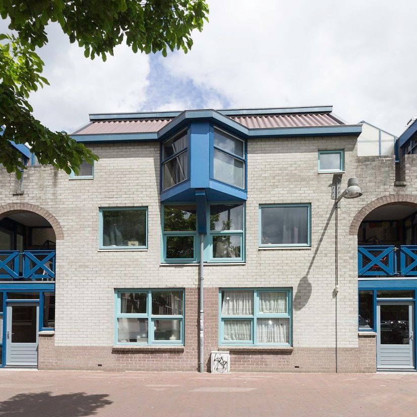 Pasbaan, 11 - Foto 2