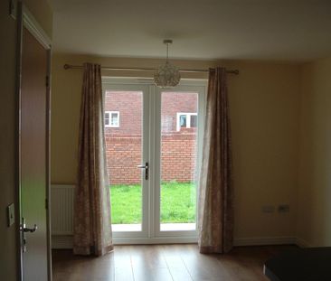 2 bedroom semi-detached house to rent - Photo 6