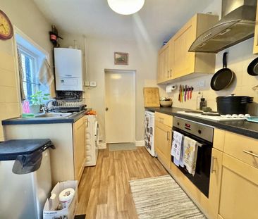 2 bedroom terraced house to rent - Photo 6