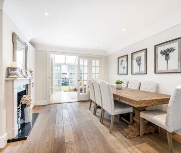 4 bedroom semi-detached house to rent - Photo 3