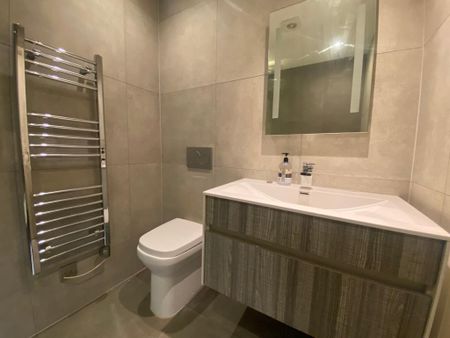 2 bedroom flat to rent - Photo 5