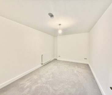 Luxury 1‑bed apartment at Lumb Farm, Ripley. Brand‑new, high‑spec f... - Photo 1