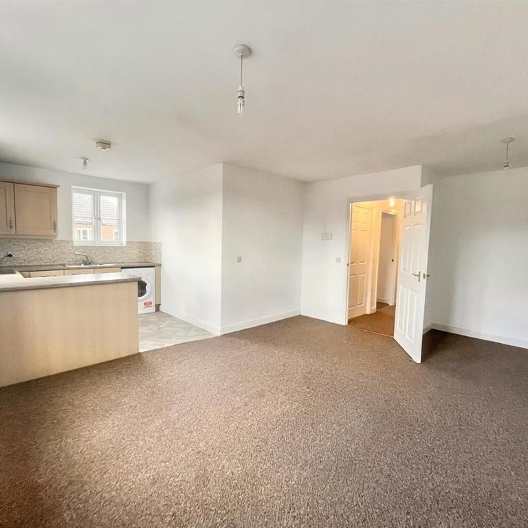 2 bedroom flat to rent - Photo 1