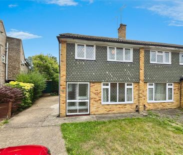 4 bedroom semi-detached house to rent - Photo 5