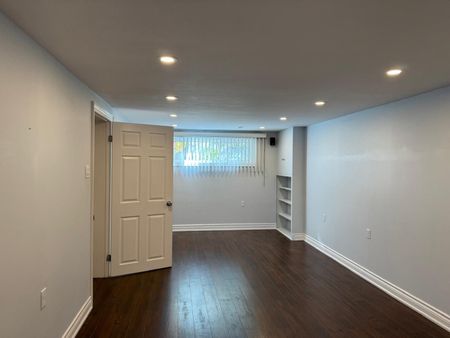 For Lease - 1377 Sheldon Avenue, Oakville, Ontario - Photo 4