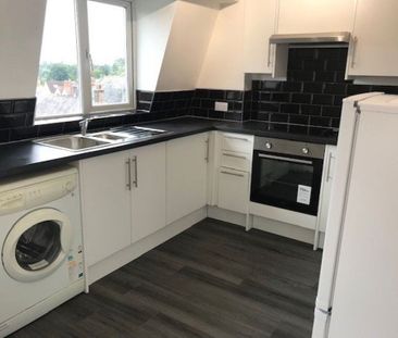 London Road, Headington, Oxford - Photo 2