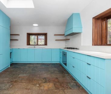 Cottage Style Modern Convenience - Photo 1