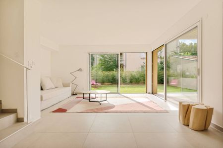 Appartement à louer - Aix-en-Provence 5 pièces de 204 m² - Photo 4