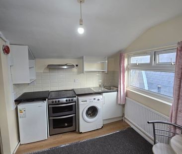 Studio Flat, Green Lanes, N8 - Photo 5