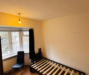 2 bedroom semi-detached house to rent - Photo 3