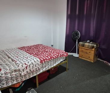 Room in a Shared House, Luton Road, E17 - Photo 3
