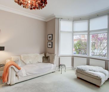 4 bedroom semi-detached house to rent - Photo 4