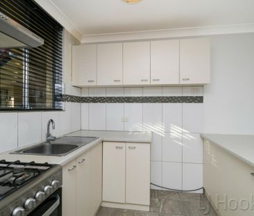 Bright and Peaceful Apartment in Churchlands - Photo 1